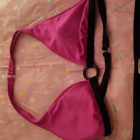 👙PINK AND BLACK BIKINI 👙 - Picture 2 of 7